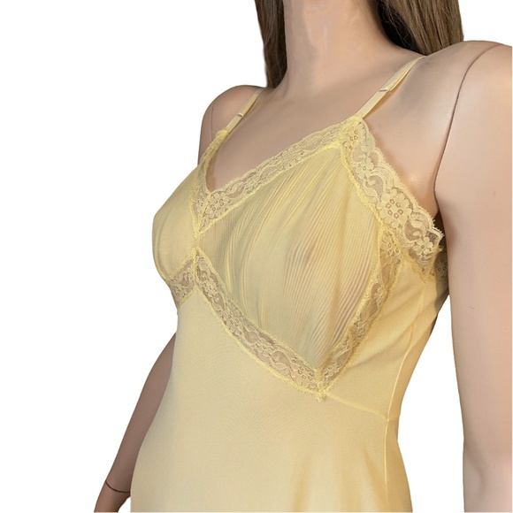 Luxite by Kayser Pinup Bombshell Lacy Full Slip Pleated Nylon Chiffon Vintage - Picture 4 of 16